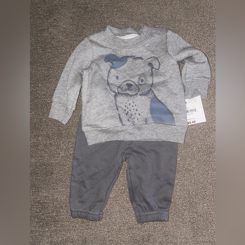 Infant two piece sweat suit Brand New Never worn With Tags